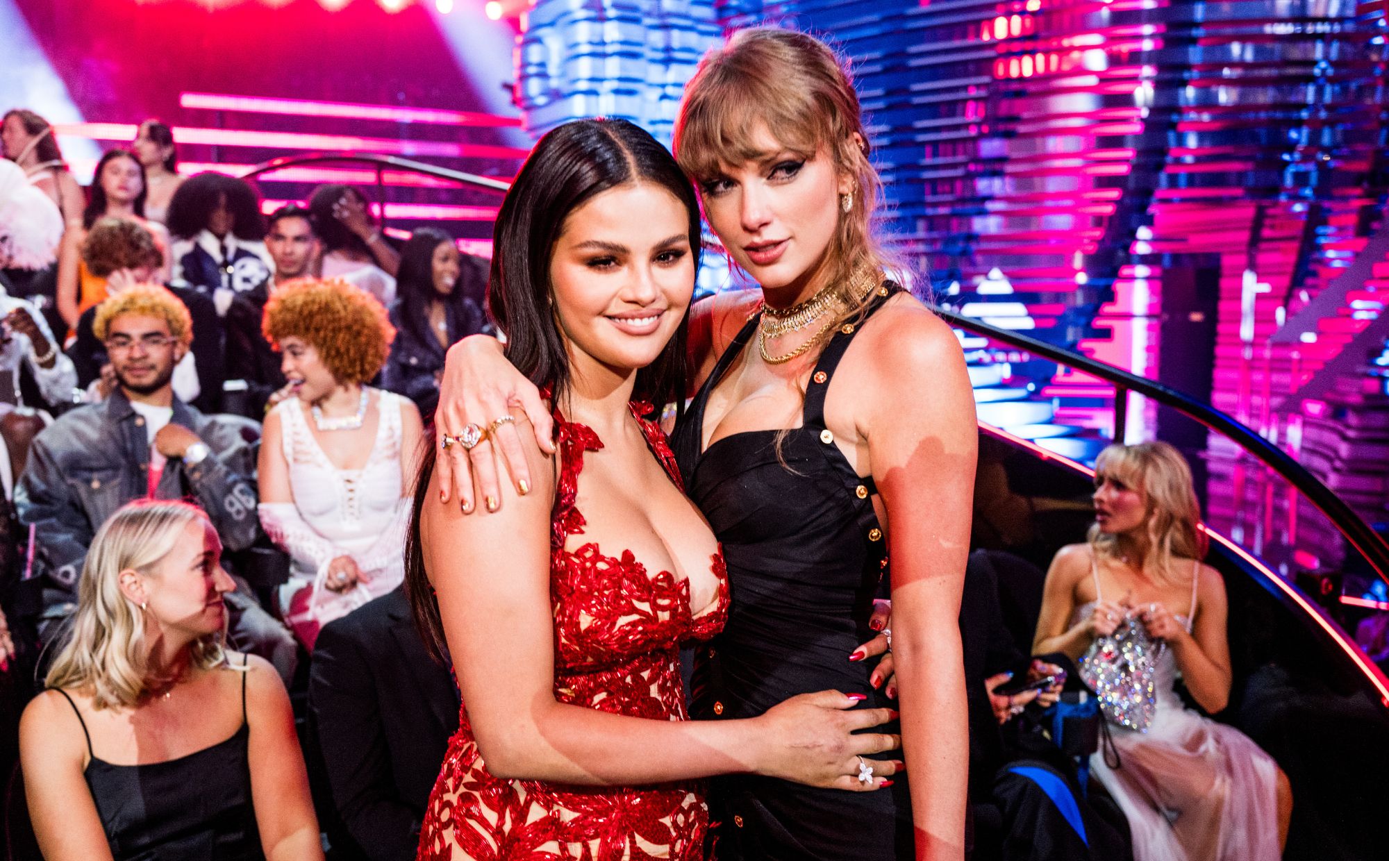 Meta created flirty chatbots using characteristics of Taylor Swift, Selena Gomez and others without consent