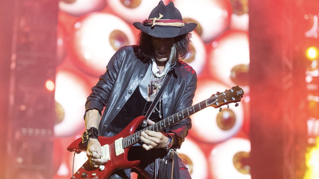 Watch Aerosmith’s Joe Perry play Black Crowes and Stone Temple Pilots songs with supergroup featuring Chris Robinson on vocals