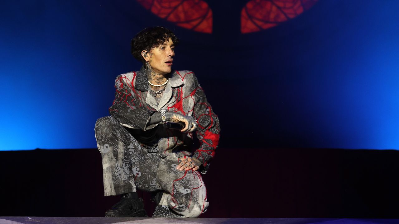 Bring Me The Horizon’s Reading headline set is a mixed bag, but when they’re good, they’re incredible