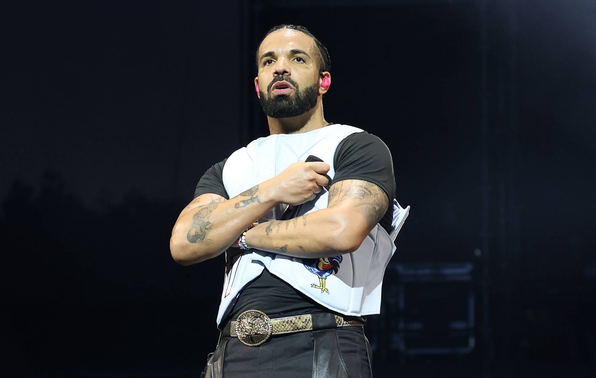 ‘The Needle Drop’ host Anthony Fantano issues apology over racial slurs and controversial comments, Drake responds