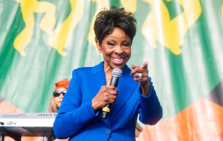 Gladys Knight says she is “healthy and happy” after son accuses her husband of elder abuse