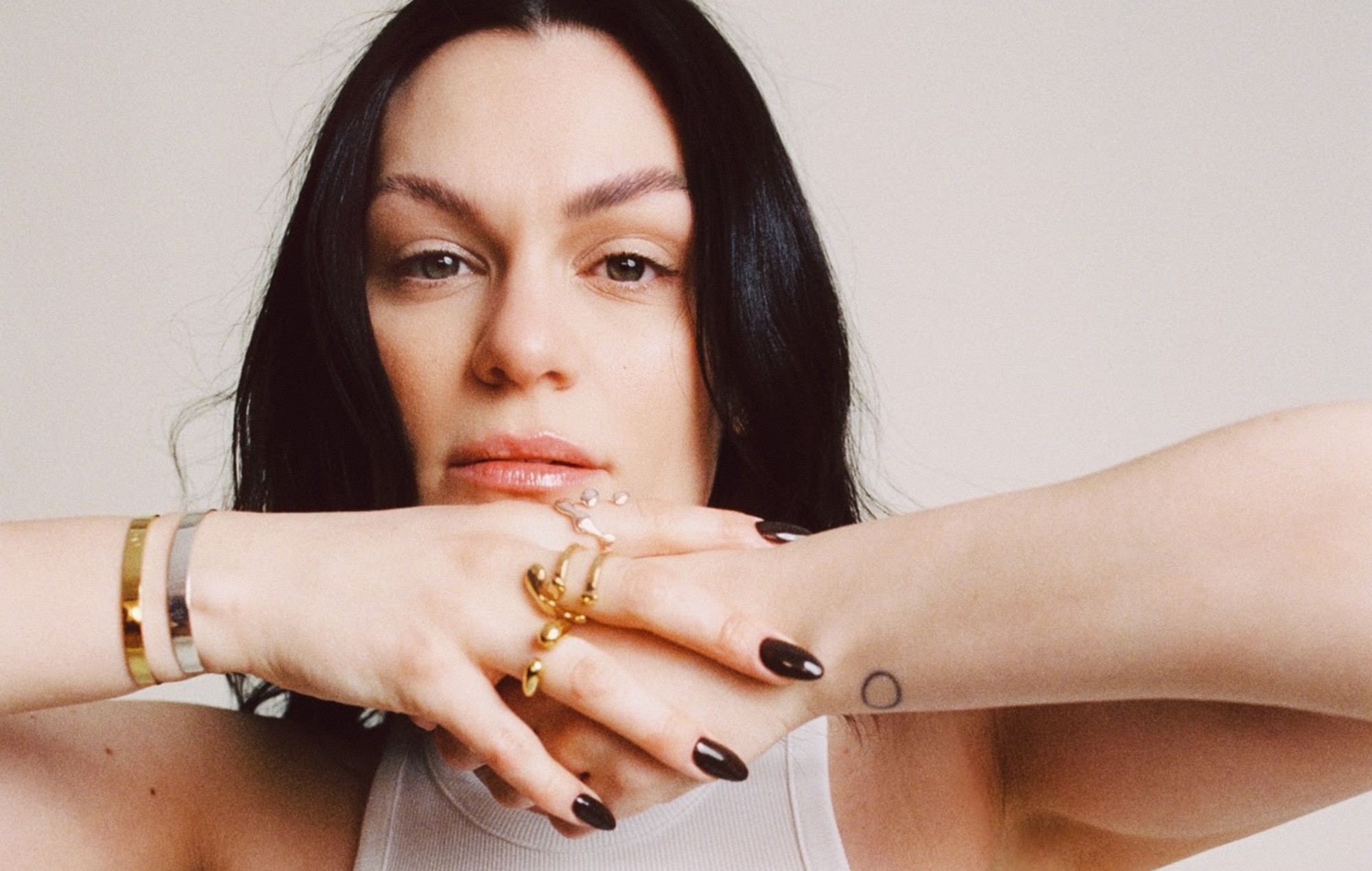 Jessie J reschedules UK and European tour to undergo second breast cancer surgery