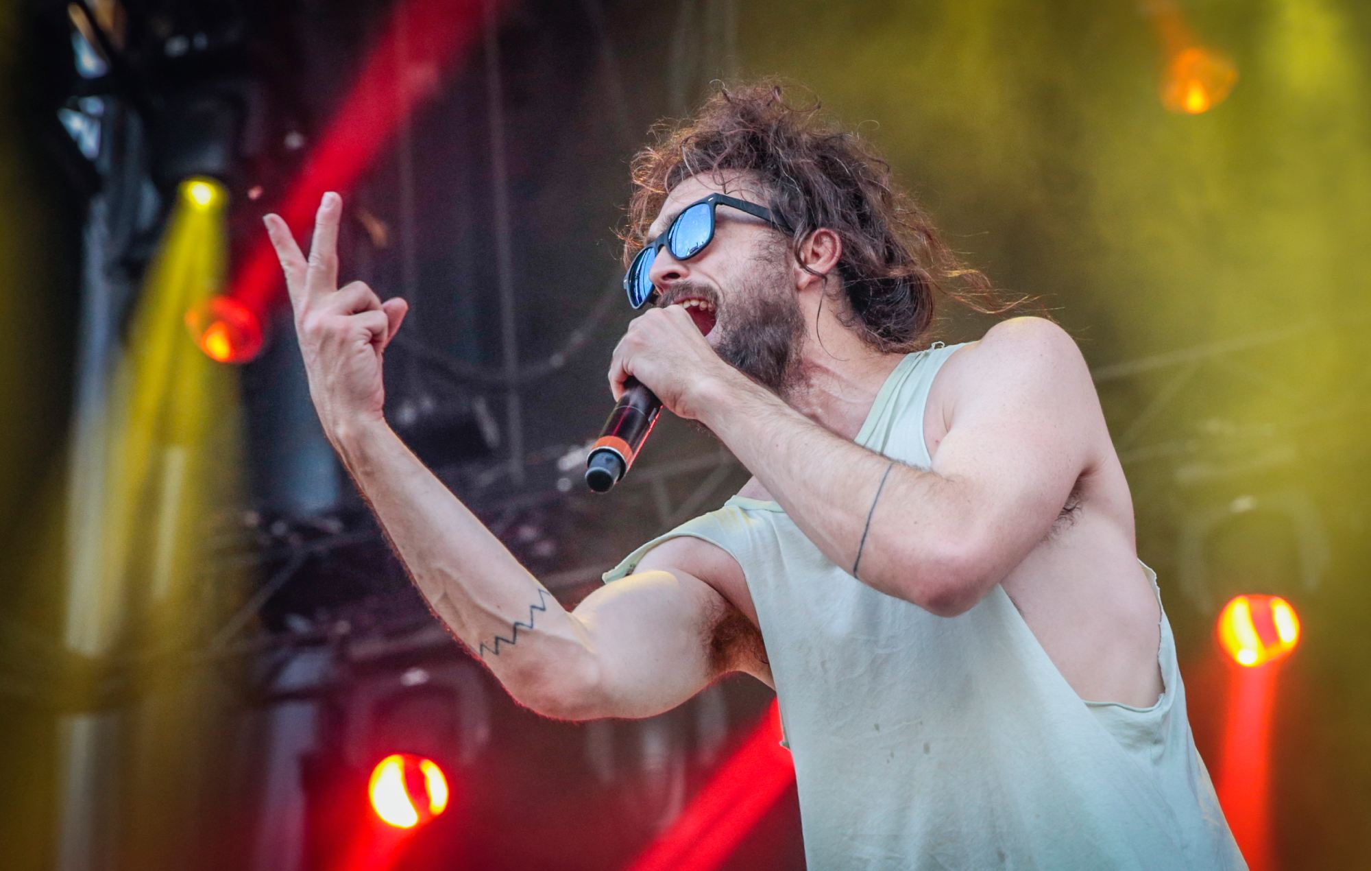 Edward Sharpe singer defends ‘Home’ over “worst song ever” claim: “We were the first to do the stomp clap fucking folk-pop thing”