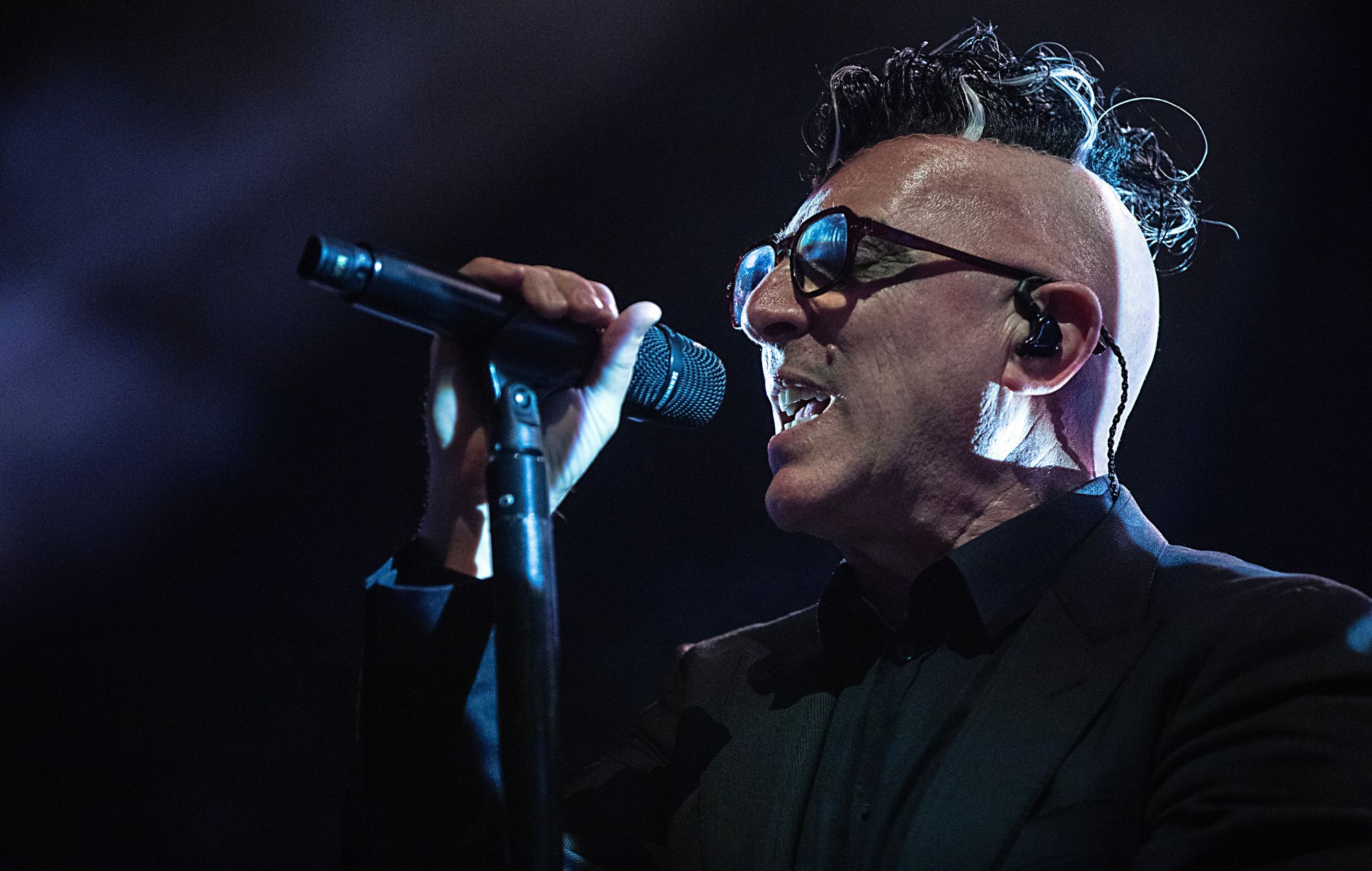 Tool’s Maynard James Keenan doubles down on banning phones from live shows: “You’re not gonna go home and watch it”
