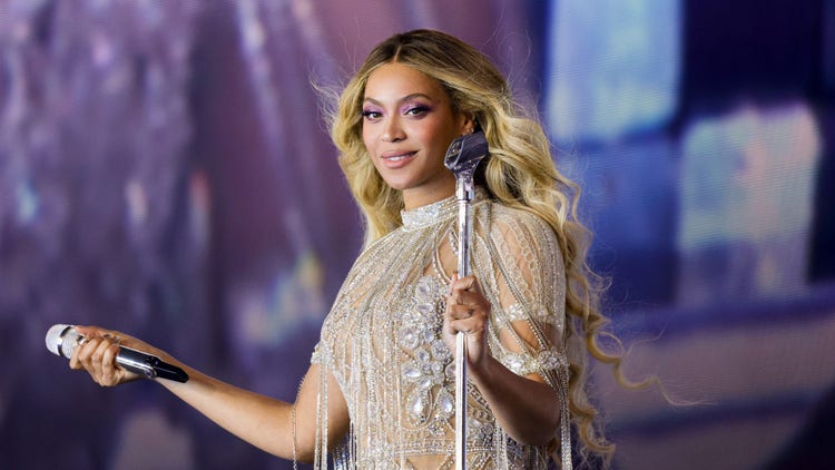 Beyoncé Gifts “Cowboy Carter Tour” Dancers Louis Vuitton Luggage To Celebrate Trek’s End
