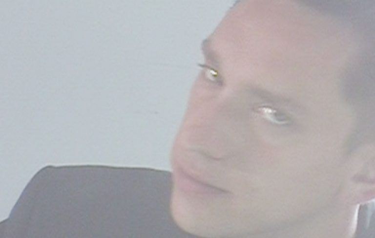 Check out Oliver Sim’s playful new single ‘Obsession’