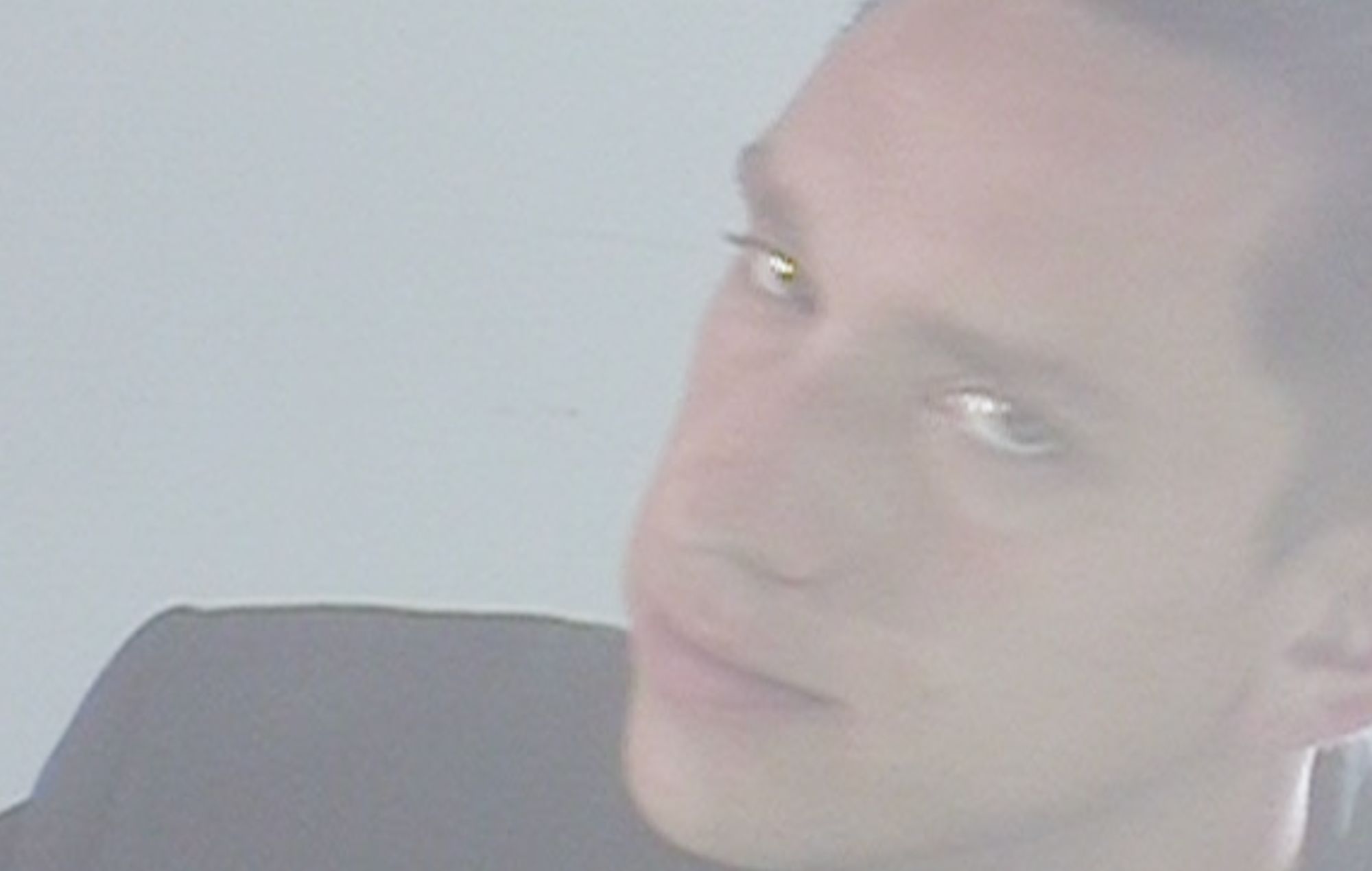 Check out Oliver Sim’s playful new single ‘Obsession’