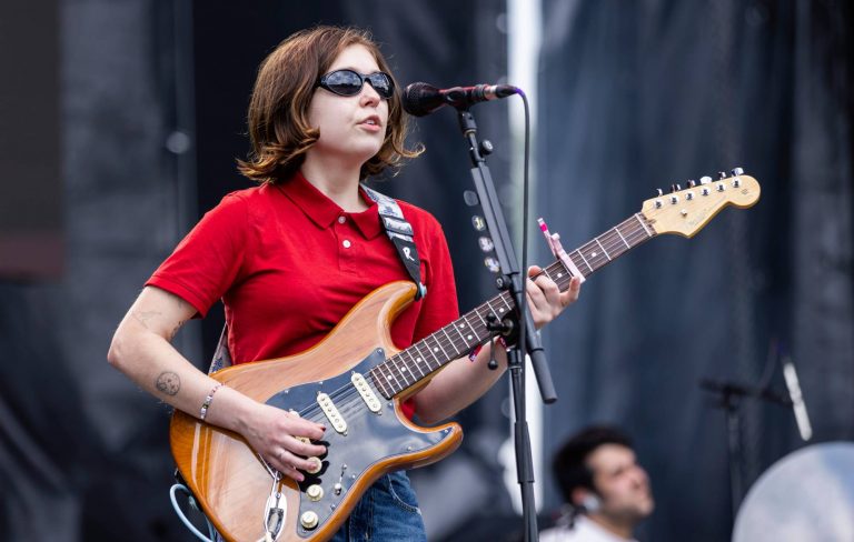 Watch Snail Mail debut new songs ‘My Maker’ and ‘Ricochet’ at tour closer in Seattle