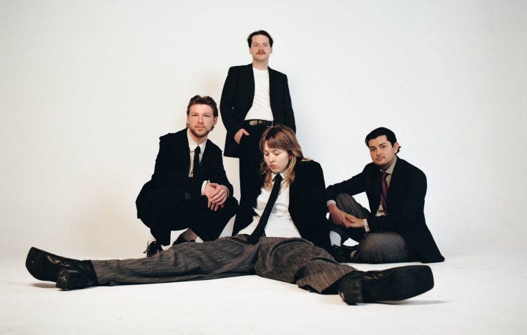 The Belair Lip Bombs announce new album ‘Again’, share glistening new single ‘Hey You’