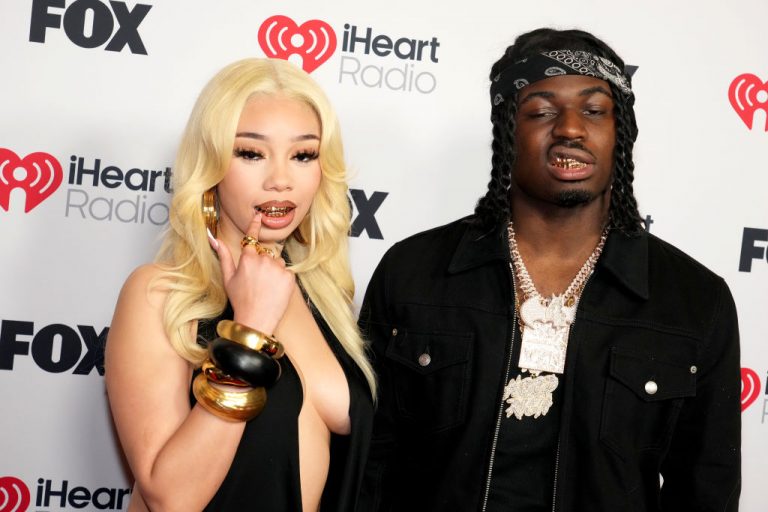 4Batz & Anycia Got Married Over The Weekend, Allegedly