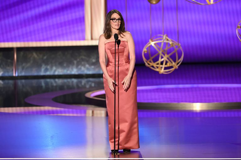 Tina Fey Makes Kendrick Lamar & Drake Beef Joke At The Emmys