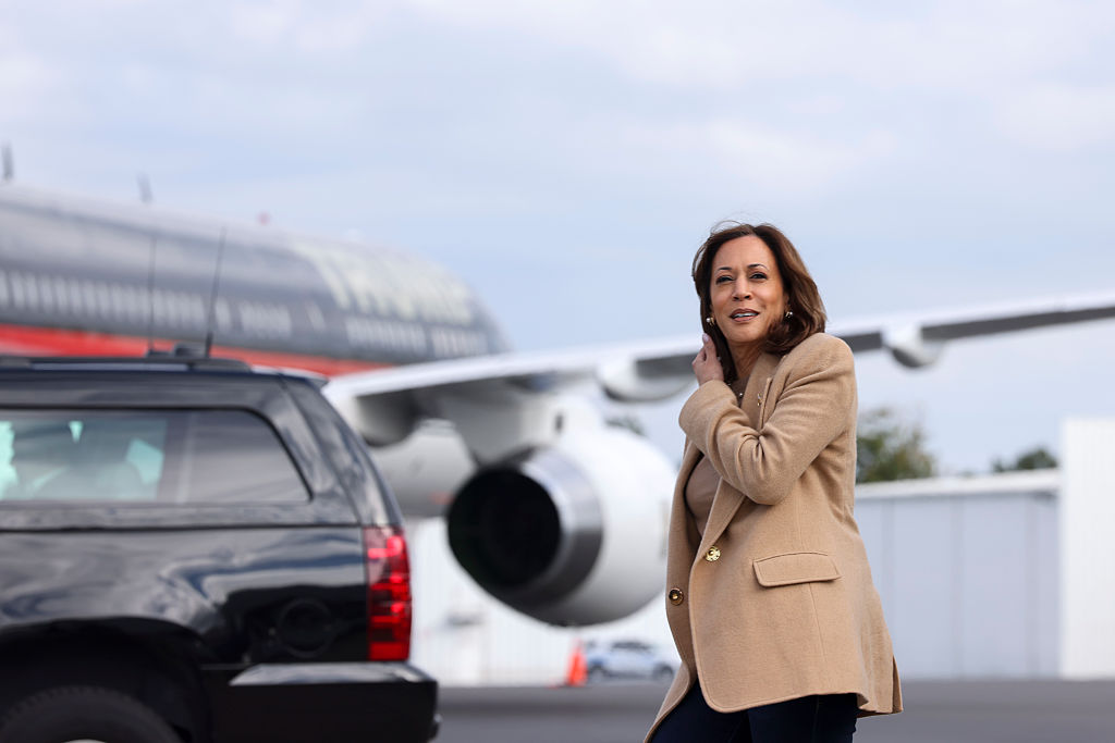 Kamala Harris Responds To Free Palestine Protestors, “I’m Not President Right Now, There’s Nothing I Can Do”