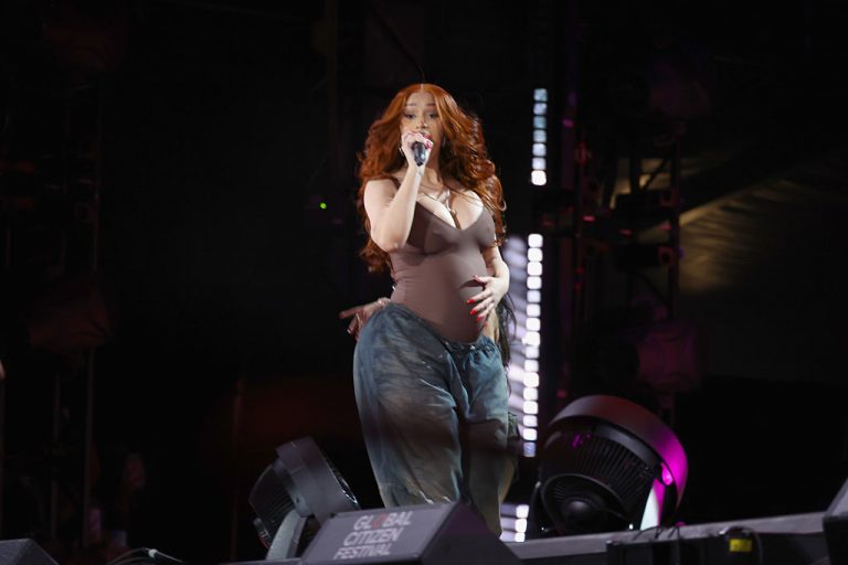 Hello, It’s Her: Cardi B Get’s Another No.1 On Billboard 200 With ‘AM I THE DRAMA?’