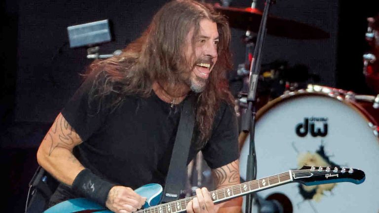 Watch Foo Fighters return to the stage with their new drummer and a monster 25-song set