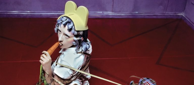 Ashnikko Is Going On A Massive 2026 Tour In Support Of The Upcoming Album ‘Smoochies’