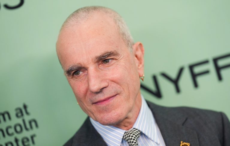Daniel Day Lewis’ big return is dividing critics: “The worst he ever will make”
