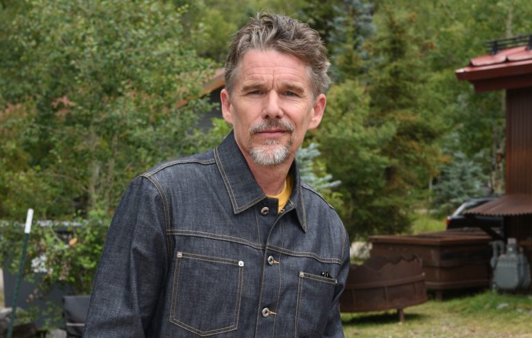 Ethan Hawke relieved he lost ‘Titanic’ role to Leonardo DiCaprio