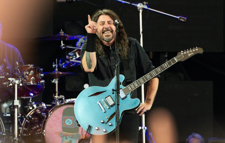“Assemble!” – Foo Fighters are teasing a return with “important shredding updates”