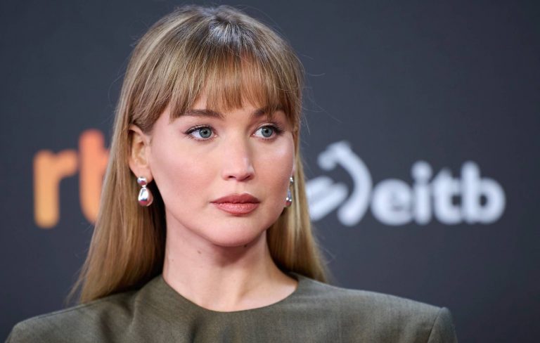 Jennifer Lawrence condemns Israel’s actions in Gaza: “What’s happening is no less than a genocide”