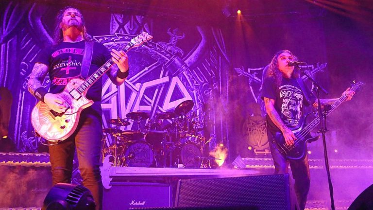 In perhaps the first wholesome story in Slayer history, Tom Araya renewed his wedding vows over the weekend – and Gary Holt officiated the ceremony