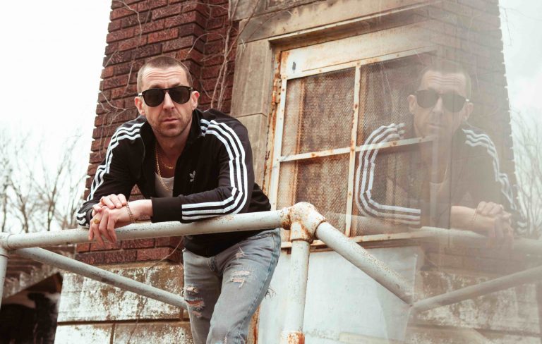 Miles Kane shares “rock n’ roll creeper” new single ‘Without You’