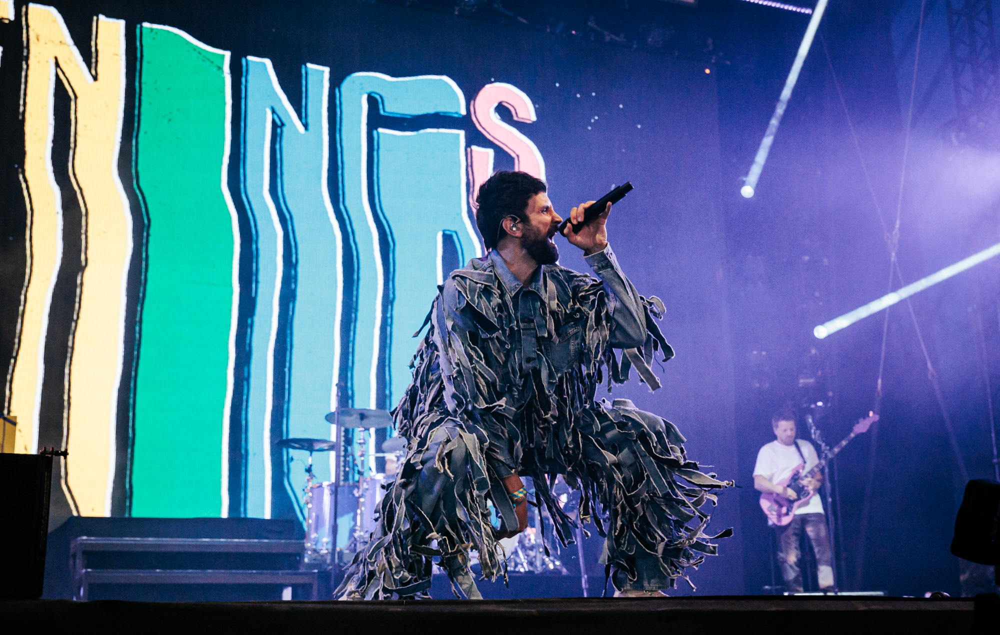 Watch Kasabian play intimate pub gig at The Finsbury to launch huge London gig announcement for 2026