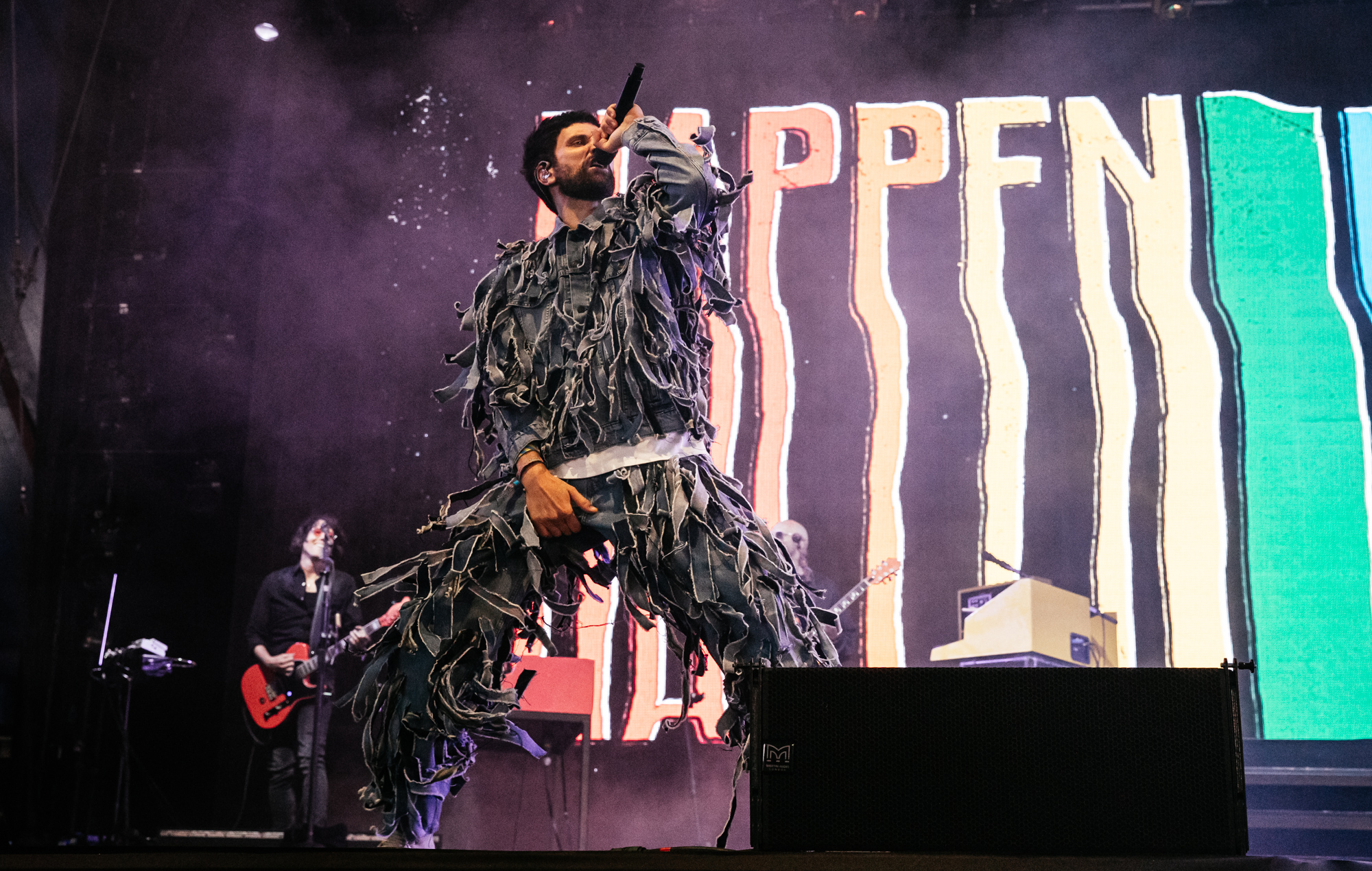 Kasabian’s Serge Pizzorno talks new single ‘Hippie Sunshine’ and the band’s massive Finsbury Park gig: “We’re gonna bring London to its knees”