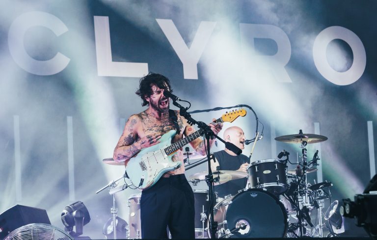 Watch Biffy Clyro cover ‘Golden’ from ‘KPop Demon Hunters’ for Radio 1 Live Lounge