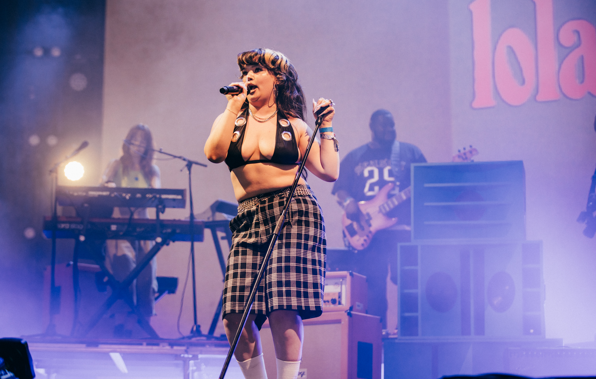 Lola Young says she’s “doing okay” after collapsing on stage in New York City