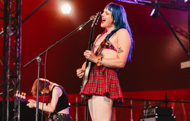 Jasmine.4.t shares evocative new single ‘I Can’t Believe I Did This Without You’