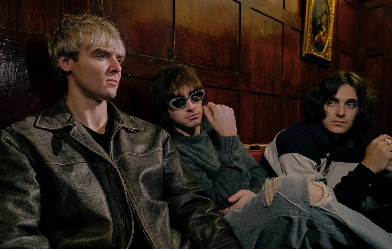 Gene Gallagher’s Villanelle share heavy debut single ‘Hinge’ and announce UK tour