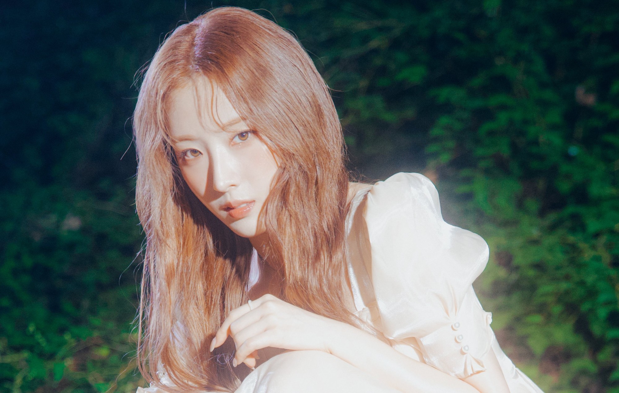 ARTMS’ Haseul drops dreamy city pop track ‘Love Poison’