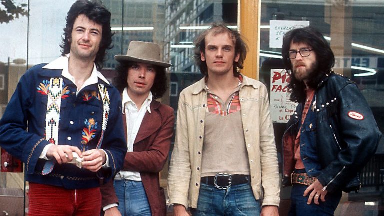 “There are so many elements I never expected to see or hear!” New Van der Graaf Generator film shines light on only US gig from the 1970s