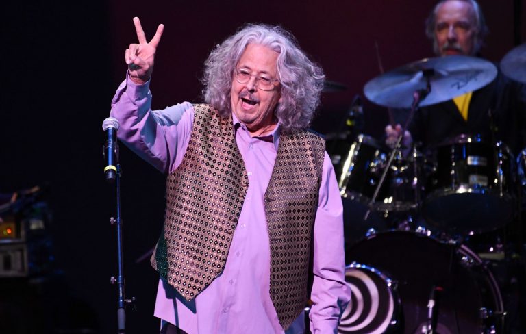 Mark Volman, Turtles co-founder and ‘Happy Together’ singer, dead at 78