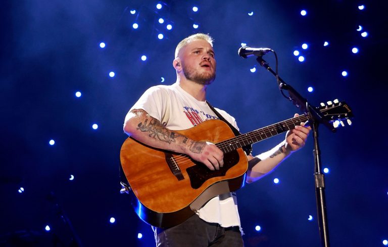 Zach Bryan tried to fight Gavin Adcock at festival after public feud