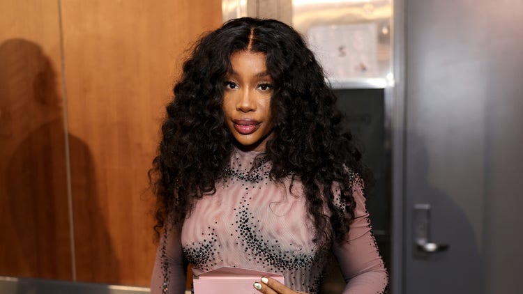 SZA Tells Fans Not To Make AI-Generated Photos Or Songs Using Her Voice: “I Hate AI”