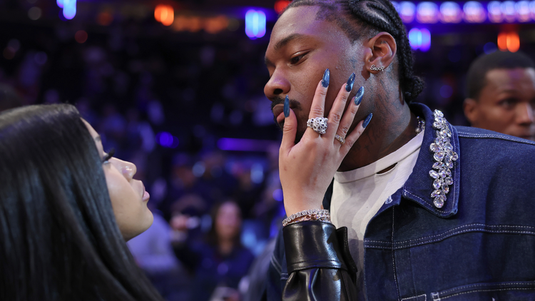 Stefon Diggs Reacts To Cardi B Pregnancy Announcement, Says He’s “100% Team Boy”