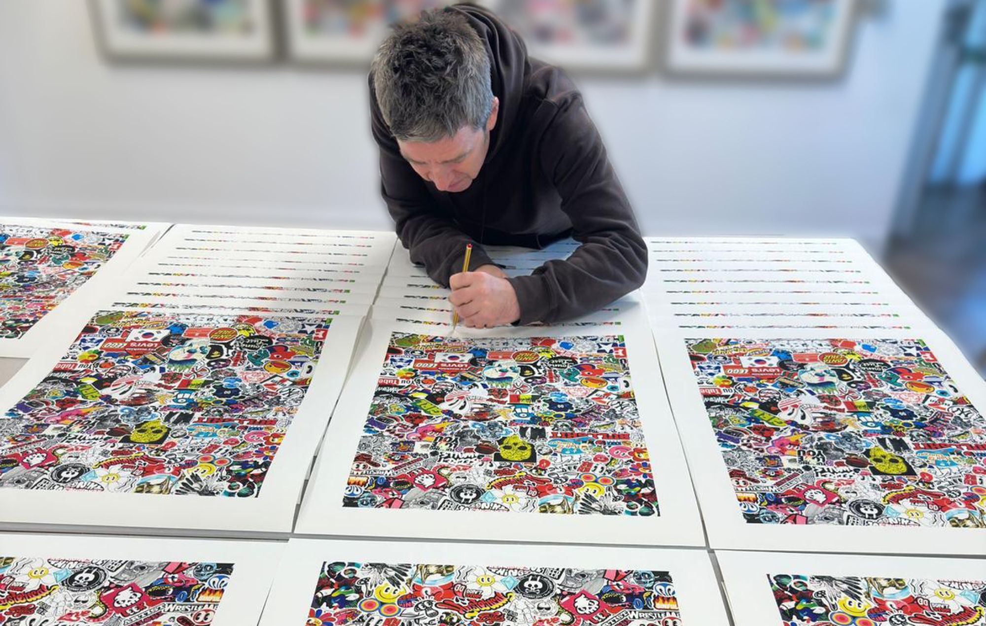 Noel Gallagher creates exclusive artwork to raise money for Teenage Cancer Trust