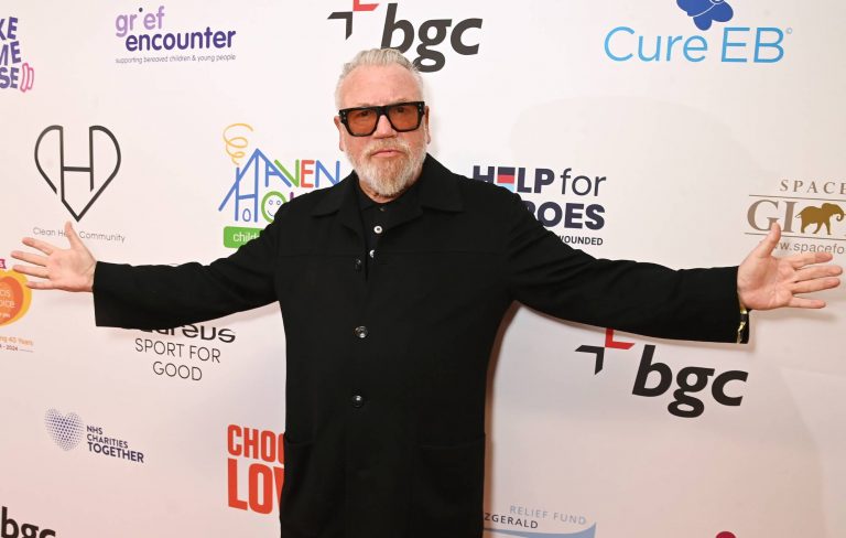 Ray Winstone says he’s “anti-hotel” and thinks some immigrants in Epping “shouldn’t be here”