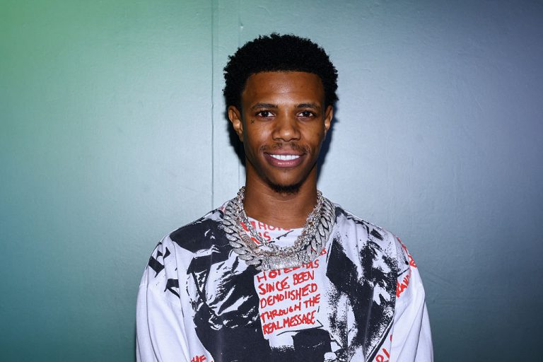A Boogie Wit Da Hoodie Gets In A Fight & Turns Japanese Club Upside Down