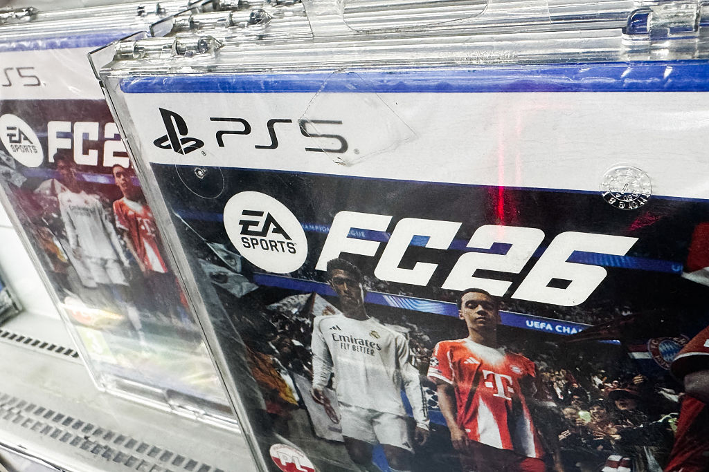 Electronic Arts Sales Fell 13% In Second Quarter, Suspends Earnings Calls