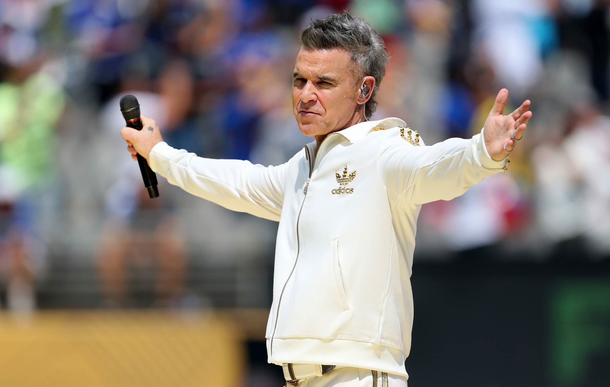 Robbie Williams’ cancels “dream” final ‘BRITPOP’ tour show due to “public safety” issue