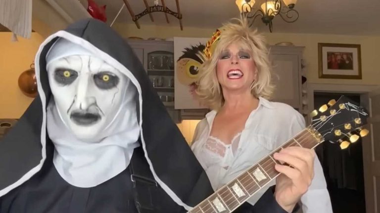 Robert Fripp dons Satanic nun costume as Toyah sings an AC/DC classic and we may never sleep again