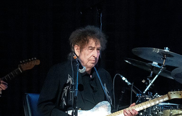 Bob Dylan releases extra tickets for ‘Rough And Rowdy Ways’ UK show next month