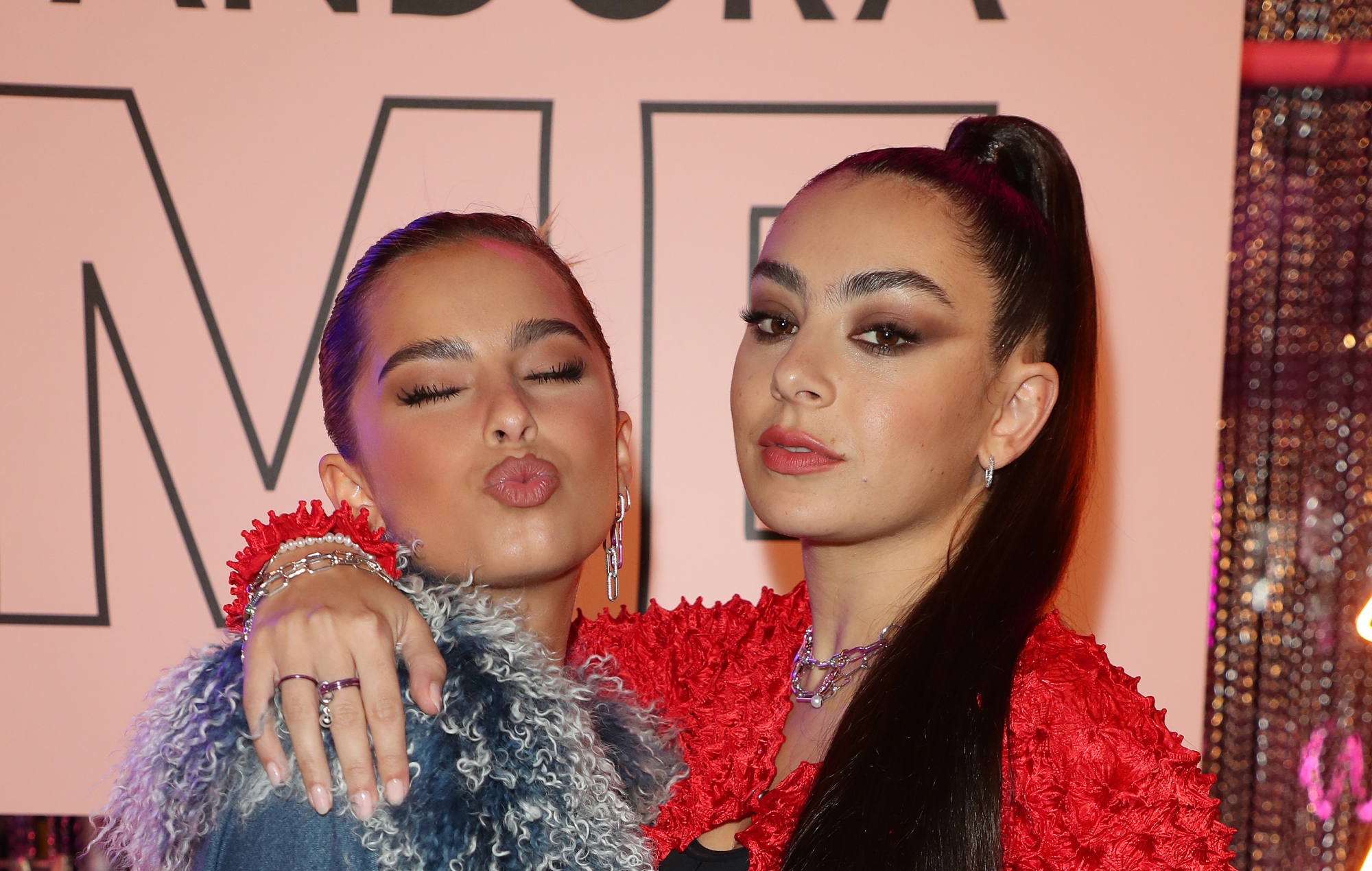 Watch Addison Rae bring out Charli XCX for ‘2 die 4’ and ‘Von Dutch’ in LA