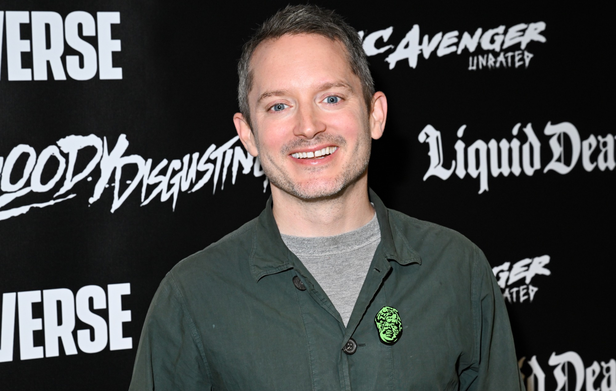 Elijah Wood gatecrashes ‘Lord Of The Rings’-themed wedding