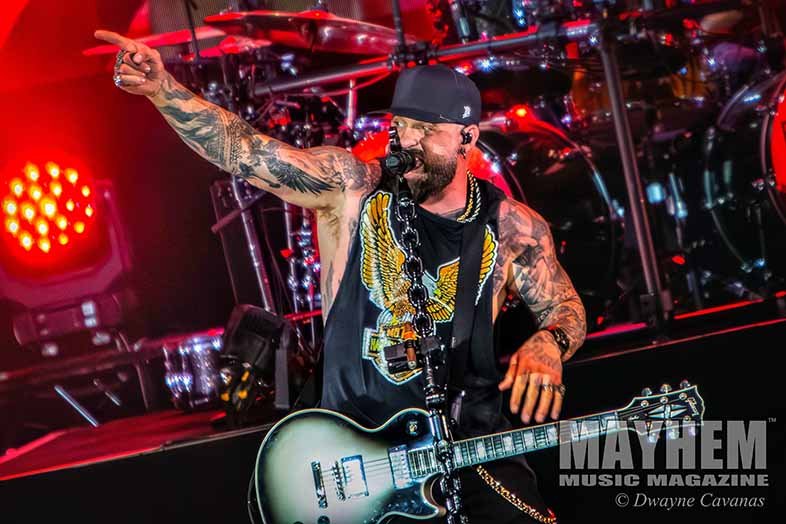 BRANTLEY GILBERT Brings The Southern Fire to FirstBank Amphitheater