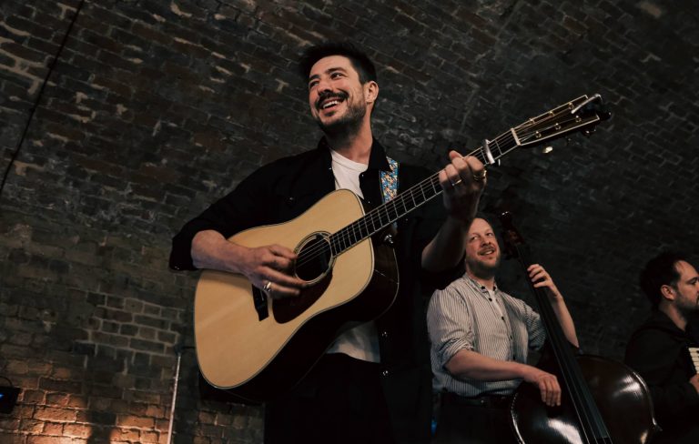 Watch Mumford & Sons cover Gracie Abrams and play new Hozier collab ‘Rubber Band Man’ in the Radio 1 Live Lounge