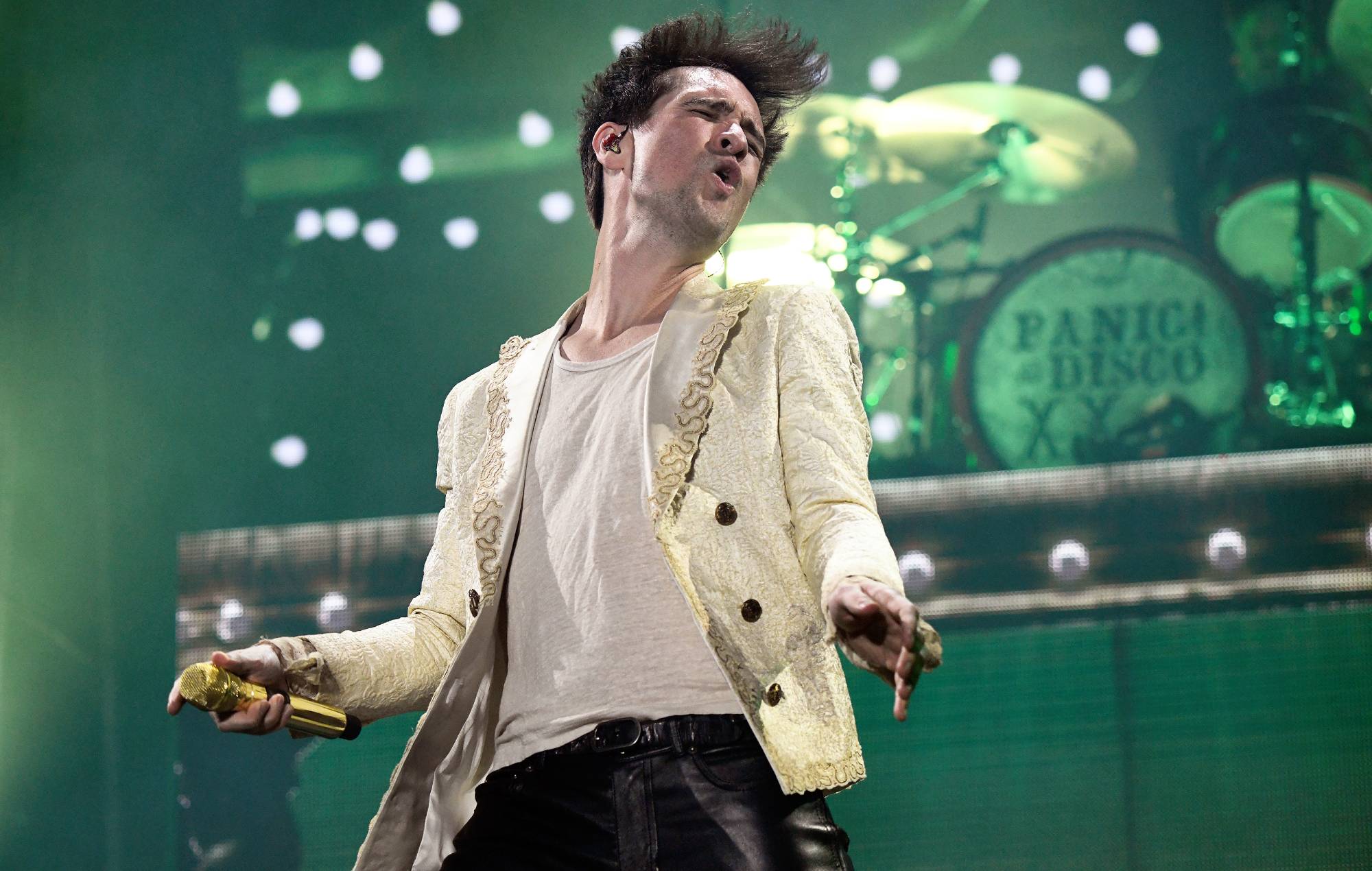 Watch Panic! At The Disco perform with former drummer Spencer Smith for the first time in 12 years