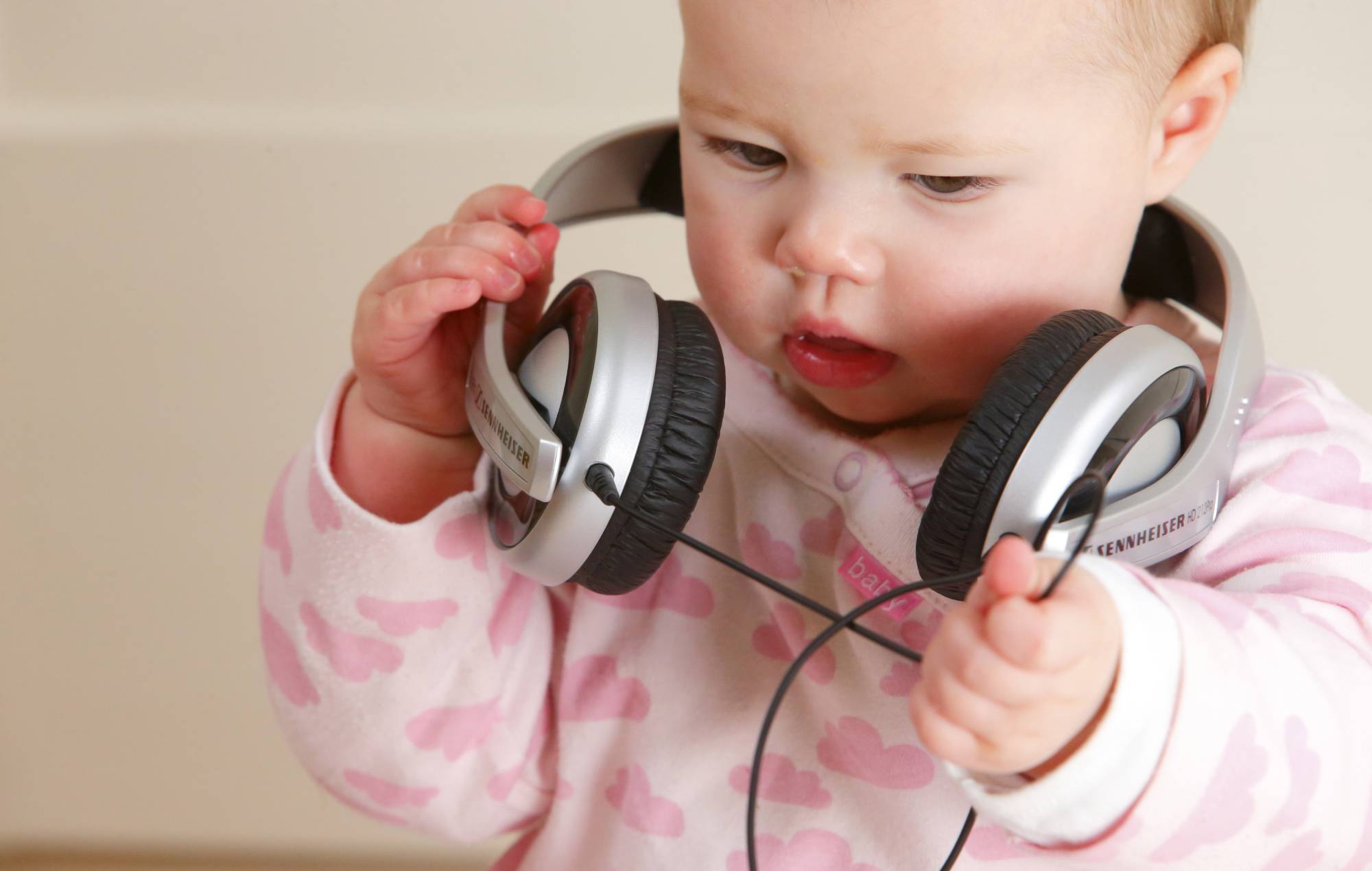 Dublin producer Graham Smyth shares ‘Music For Babies To Rave And Sleep To’